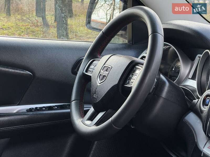 Позашляховик / Кросовер Dodge Journey 2012 в Охтирці