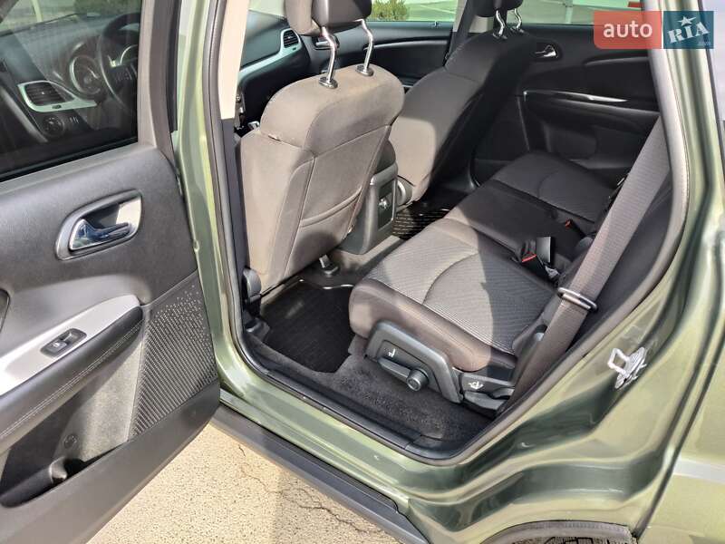 Позашляховик / Кросовер Dodge Journey 2016 в Києві