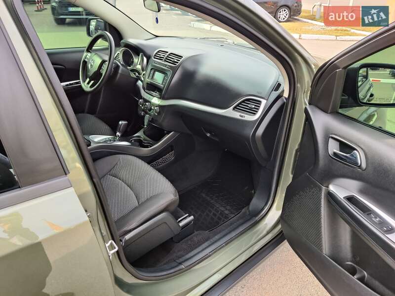 Позашляховик / Кросовер Dodge Journey 2016 в Києві