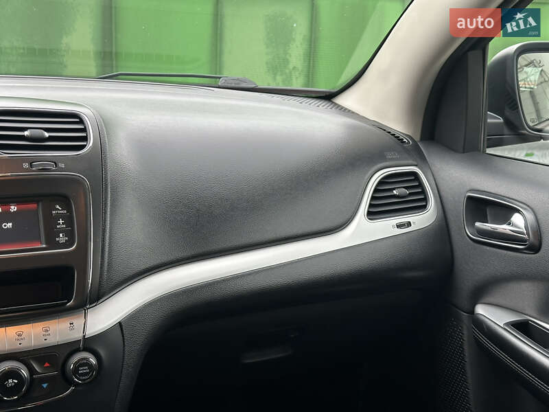 Внедорожник / Кроссовер Dodge Journey 2014 в Киеве фото 31 Внедорожник / Кроссовер Dodge Journey 2014 в Киеве