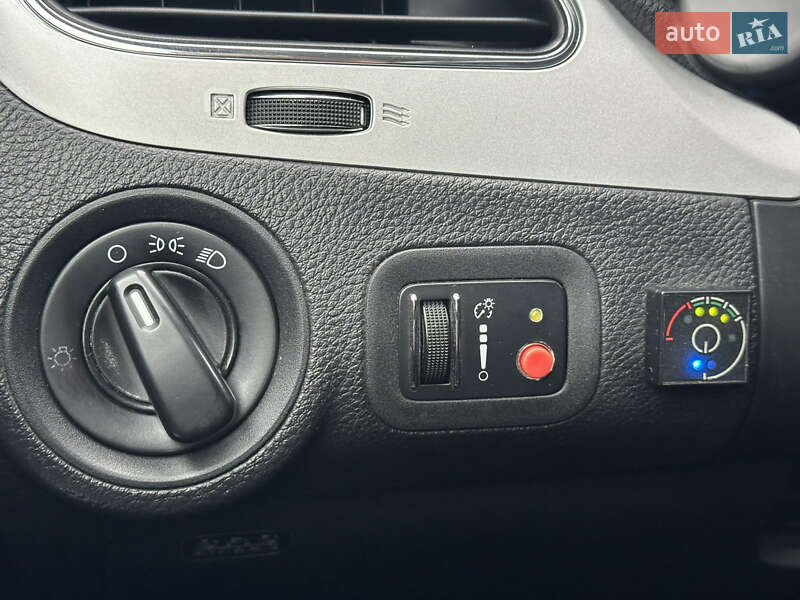 Внедорожник / Кроссовер Dodge Journey 2014 в Киеве фото 35 Внедорожник / Кроссовер Dodge Journey 2014 в Киеве