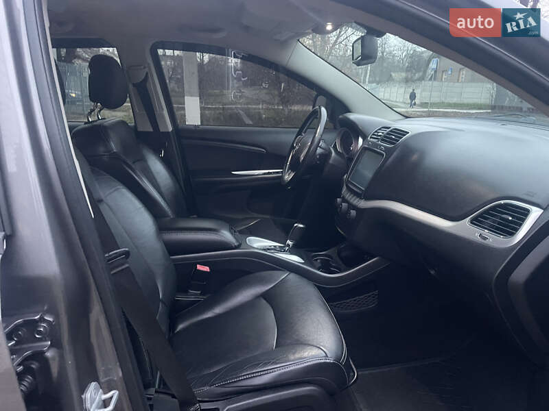 Позашляховик / Кросовер Dodge Journey 2012 в Харкові