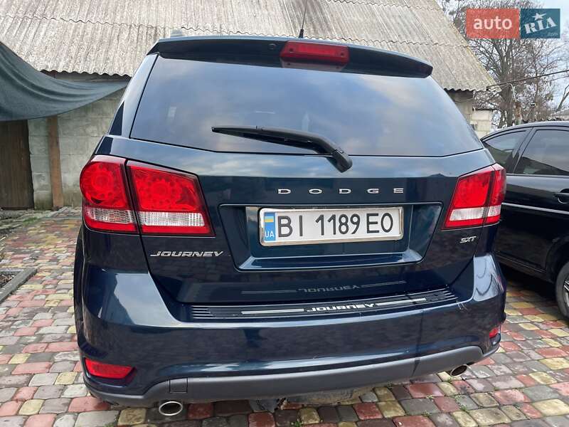 Позашляховик / Кросовер Dodge Journey 2013 в Полтаві