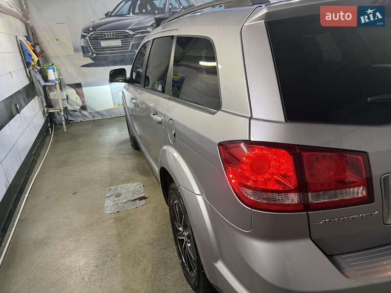 Внедорожник / Кроссовер Dodge Journey 2018 в Киеве фото 6 Внедорожник / Кроссовер Dodge Journey 2018 в Киеве