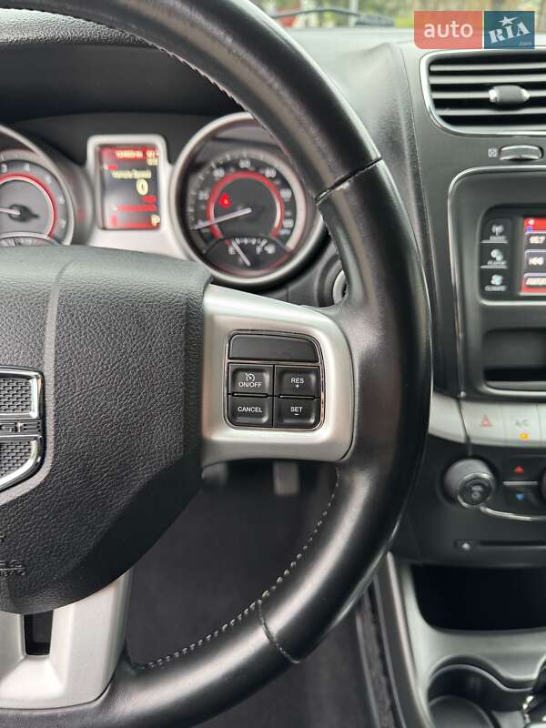 Внедорожник / Кроссовер Dodge Journey 2020 в Луцке