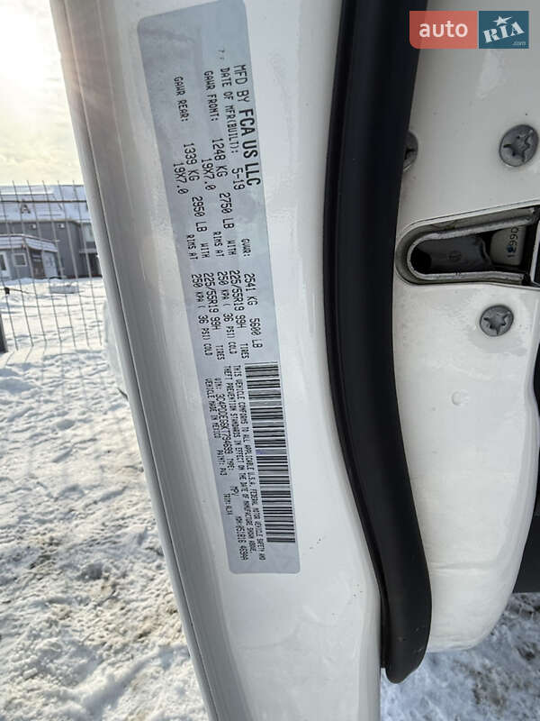 Позашляховик / Кросовер Dodge Journey 2019 в Києві