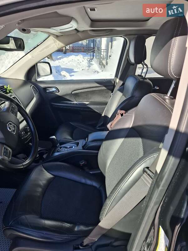 Внедорожник / Кроссовер Dodge Journey 2020 в Овруче