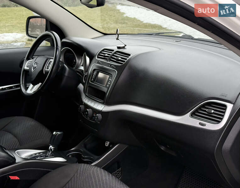 Внедорожник / Кроссовер Dodge Journey 2015 в Днепре