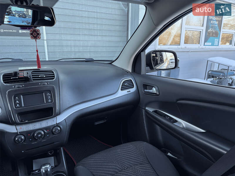 Внедорожник / Кроссовер Dodge Journey 2017 в Киеве