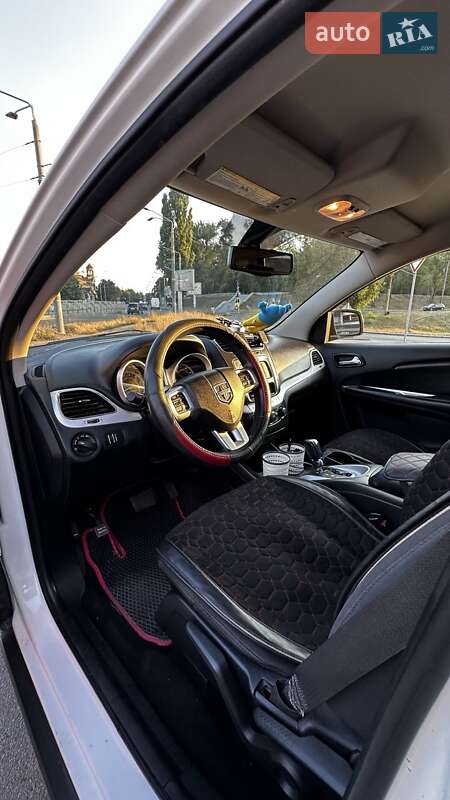 Внедорожник / Кроссовер Dodge Journey 2016 в Днепре
