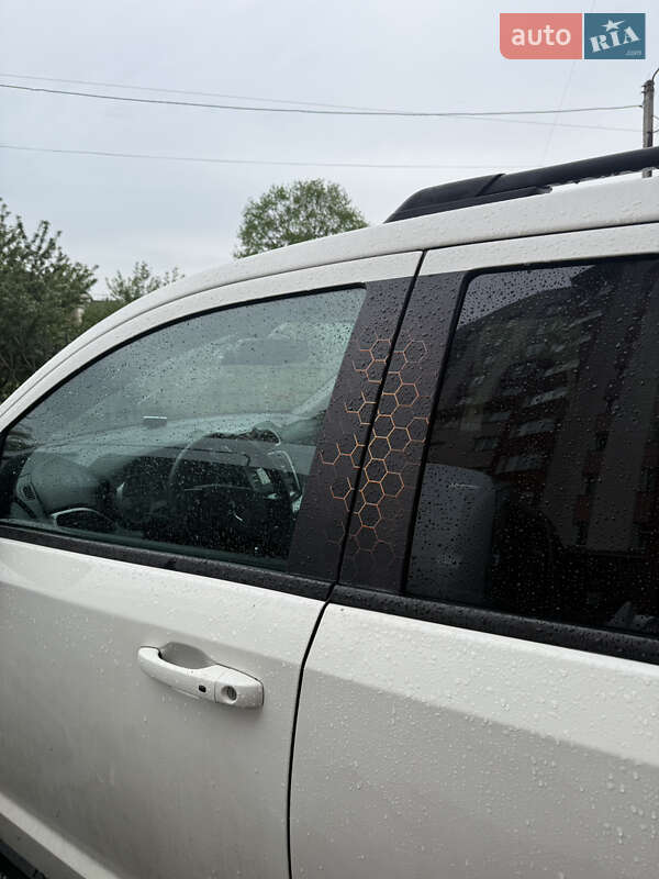 Внедорожник / Кроссовер Dodge Journey 2018 в Калуше фото 7 Внедорожник / Кроссовер Dodge Journey 2018 в Калуше