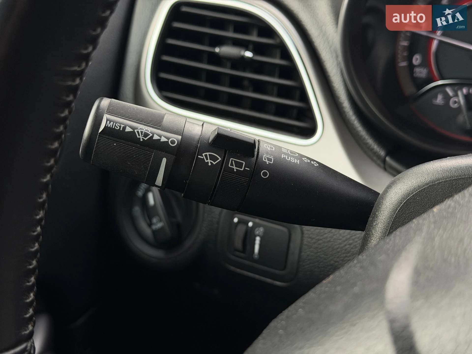 2018 Dodge Journey - мініатюра 37
