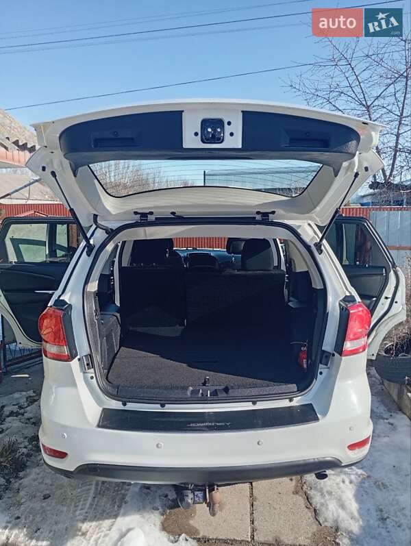 Внедорожник / Кроссовер Dodge Journey 2013 в Переяславе