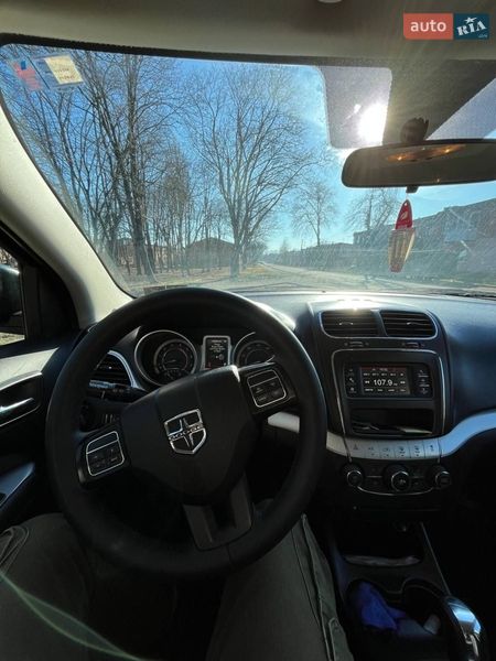 Внедорожник / Кроссовер Dodge Journey 2017 в Гайвороне