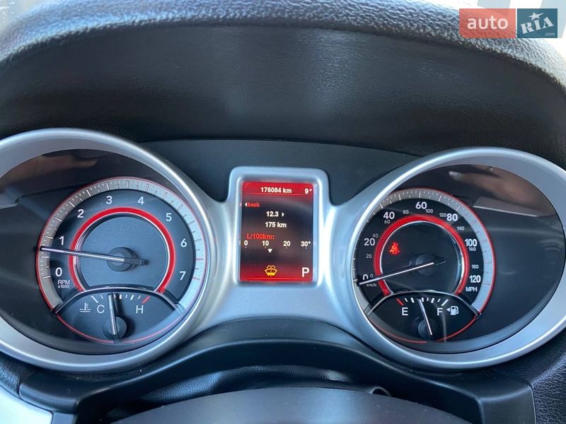 Внедорожник / Кроссовер Dodge Journey 2014 в Хмельницком