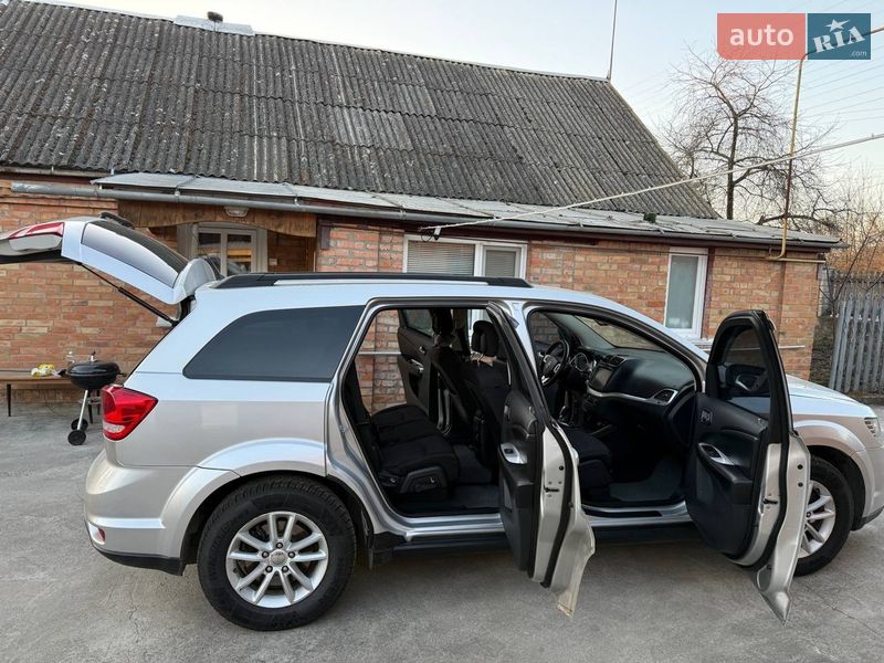 Внедорожник / Кроссовер Dodge Journey 2013 в Любаре