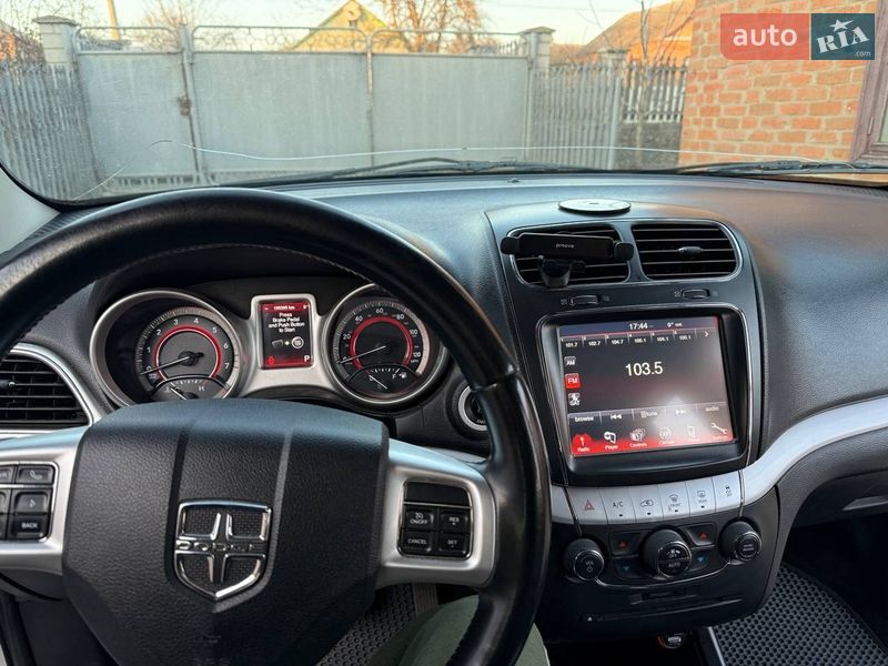 Внедорожник / Кроссовер Dodge Journey 2013 в Любаре