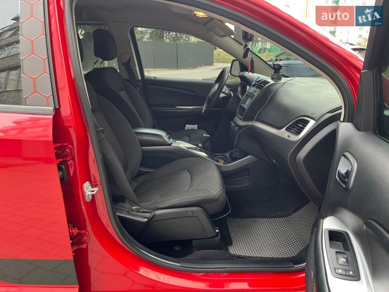 Внедорожник / Кроссовер Dodge Journey 2014 в Ивано-Франковске