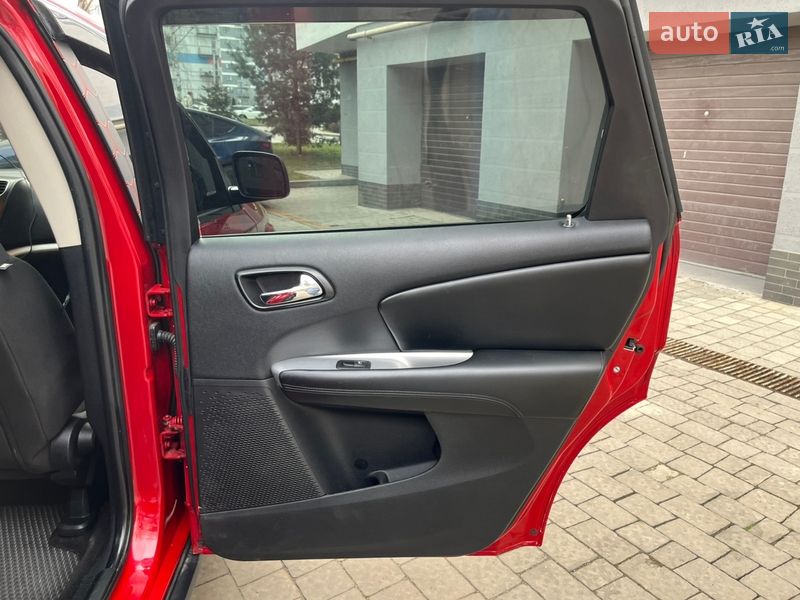 Внедорожник / Кроссовер Dodge Journey 2014 в Ивано-Франковске