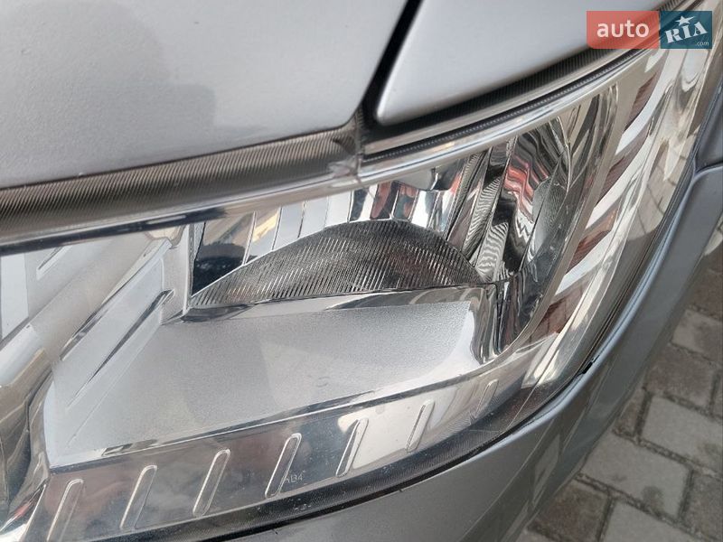 Позашляховик / Кросовер Dodge Journey 2017 в Сумах фото 32 Позашляховик / Кросовер Dodge Journey 2017 в Сумах