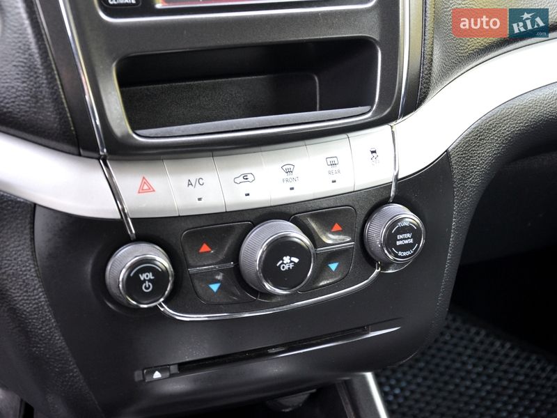 Позашляховик / Кросовер Dodge Journey 2016 в Львові