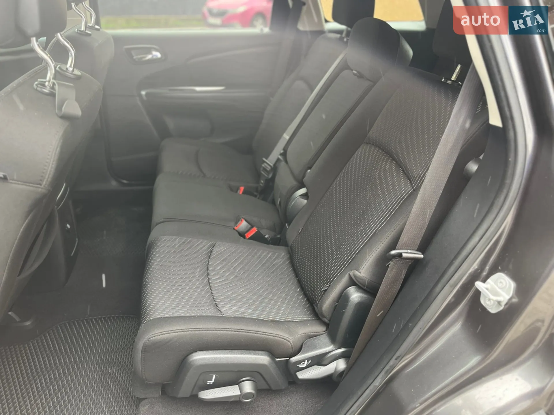 2018 Dodge Journey - мініатюра 13