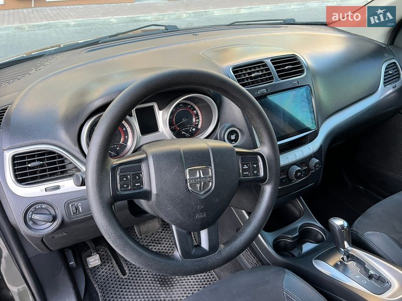 Внедорожник / Кроссовер Dodge Journey 2017 в Киеве фото 13 Внедорожник / Кроссовер Dodge Journey 2017 в Киеве