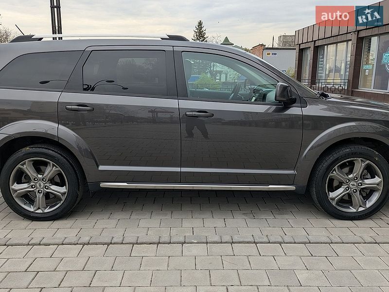 Внедорожник / Кроссовер Dodge Journey 2017 в Ивано-Франковске