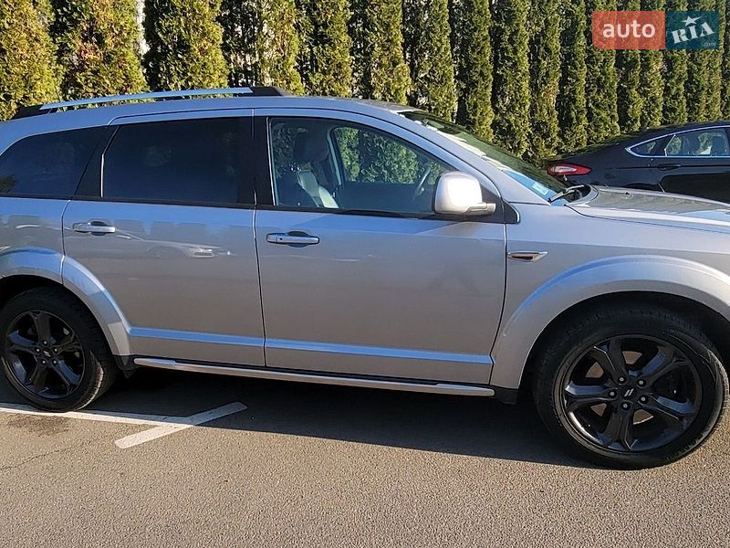 Внедорожник / Кроссовер Dodge Journey 2020 в Киеве