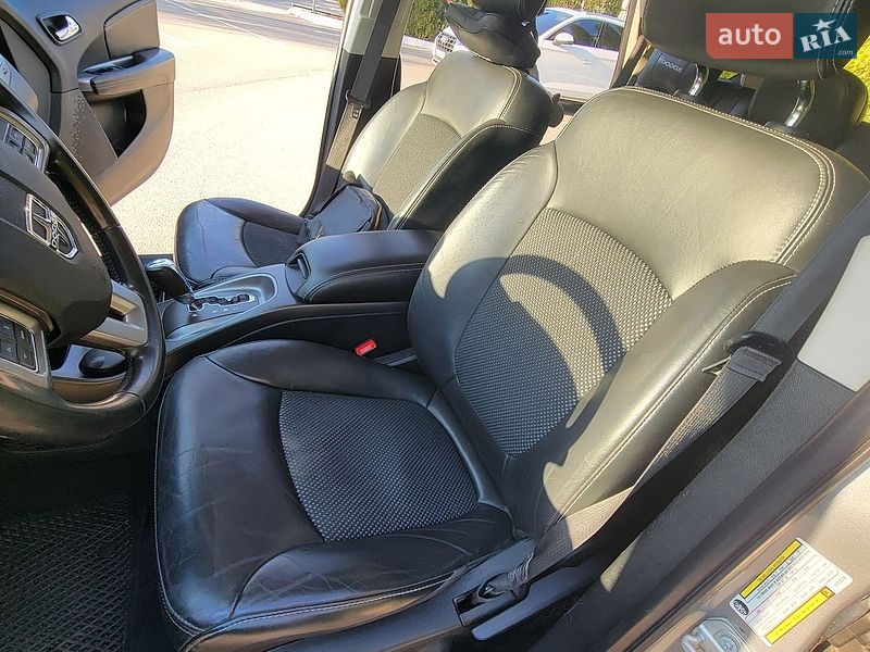 Внедорожник / Кроссовер Dodge Journey 2020 в Киеве