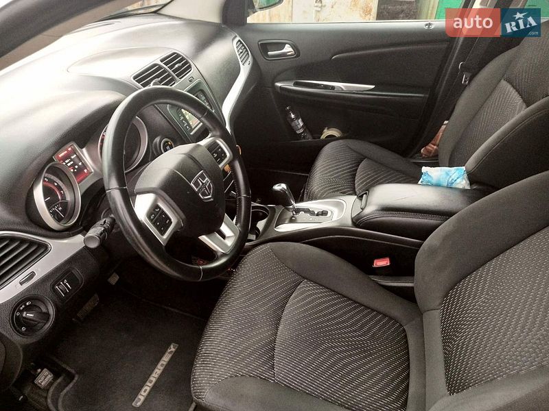 Внедорожник / Кроссовер Dodge Journey 2015 в Трускавце