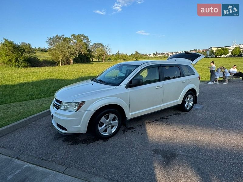 Позашляховик / Кросовер Dodge Journey 2013 в Києві