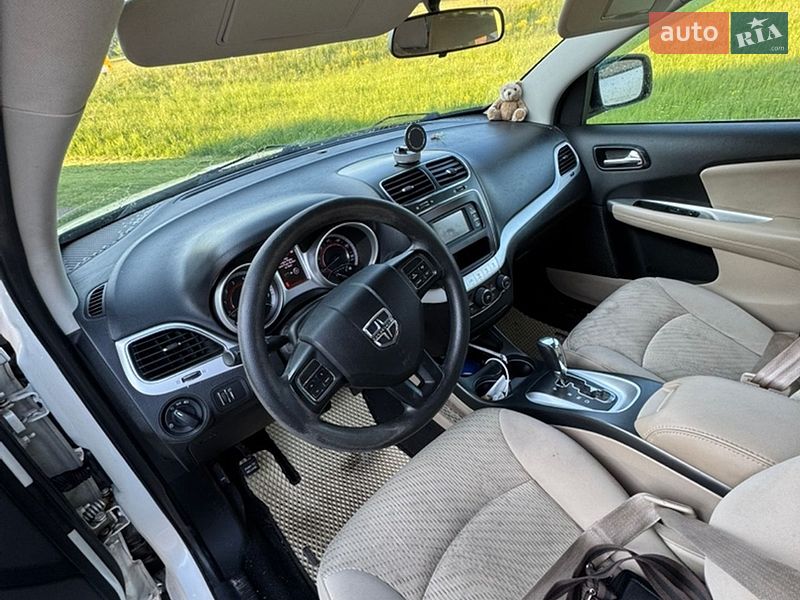Позашляховик / Кросовер Dodge Journey 2013 в Києві