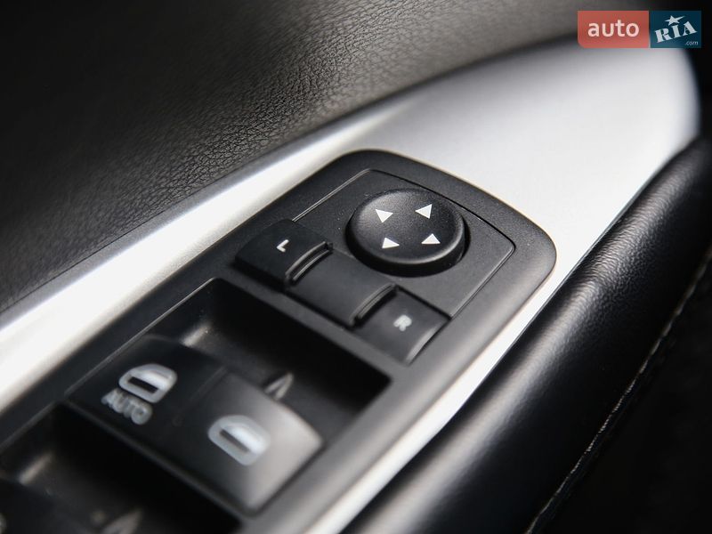 Позашляховик / Кросовер Dodge Journey 2011 в Харкові