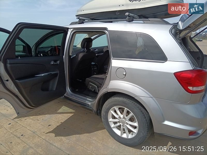 Внедорожник / Кроссовер Dodge Journey 2015 в Кривом Роге