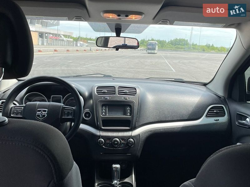 Внедорожник / Кроссовер Dodge Journey 2015 в Львове