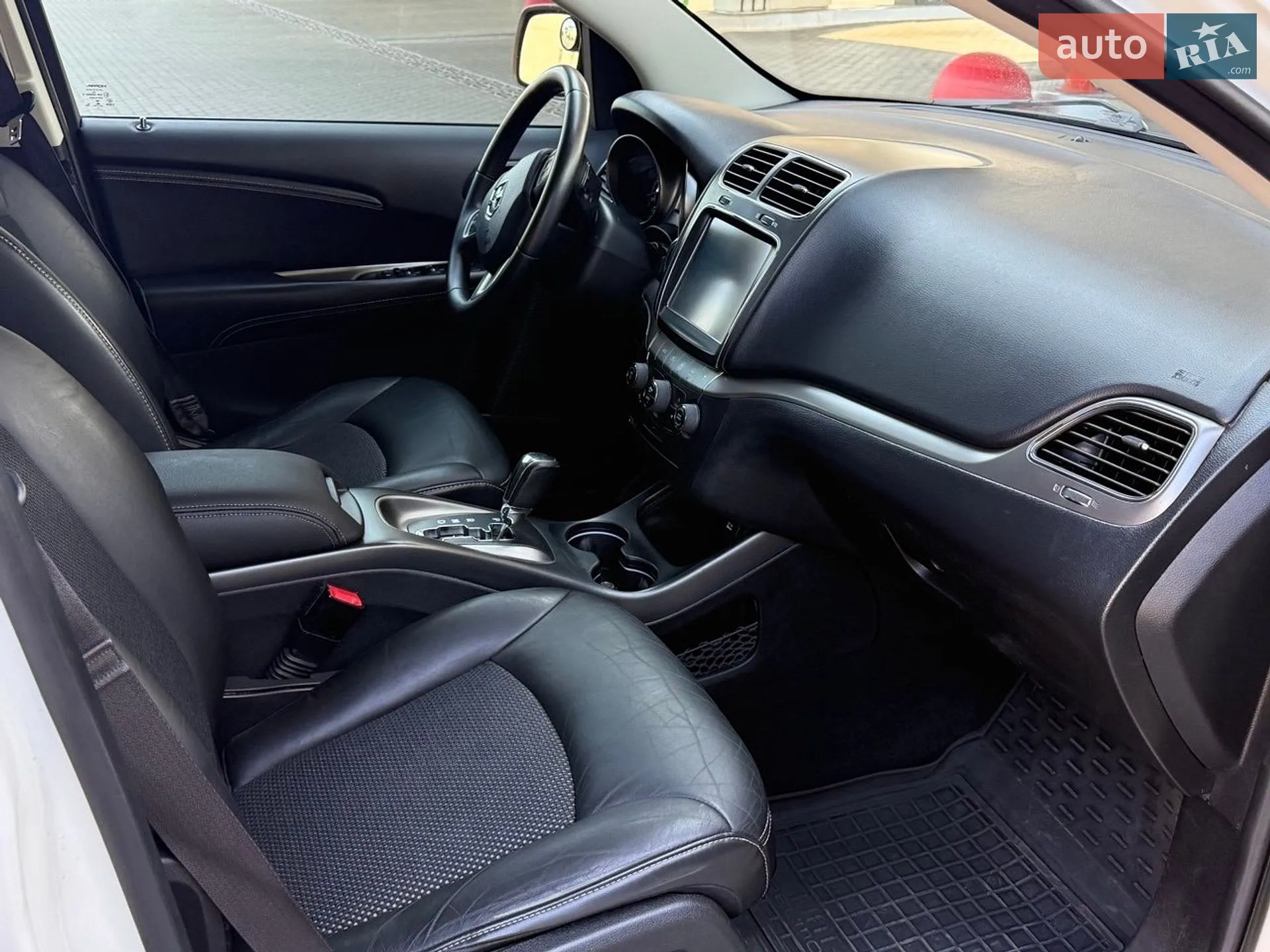 2015 Dodge Journey - мініатюра 12