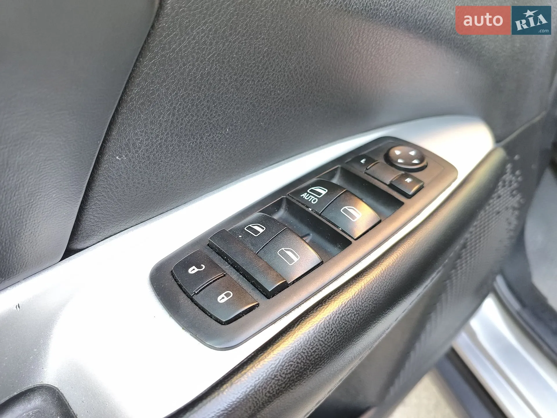 2017 Dodge Journey - мініатюра 24