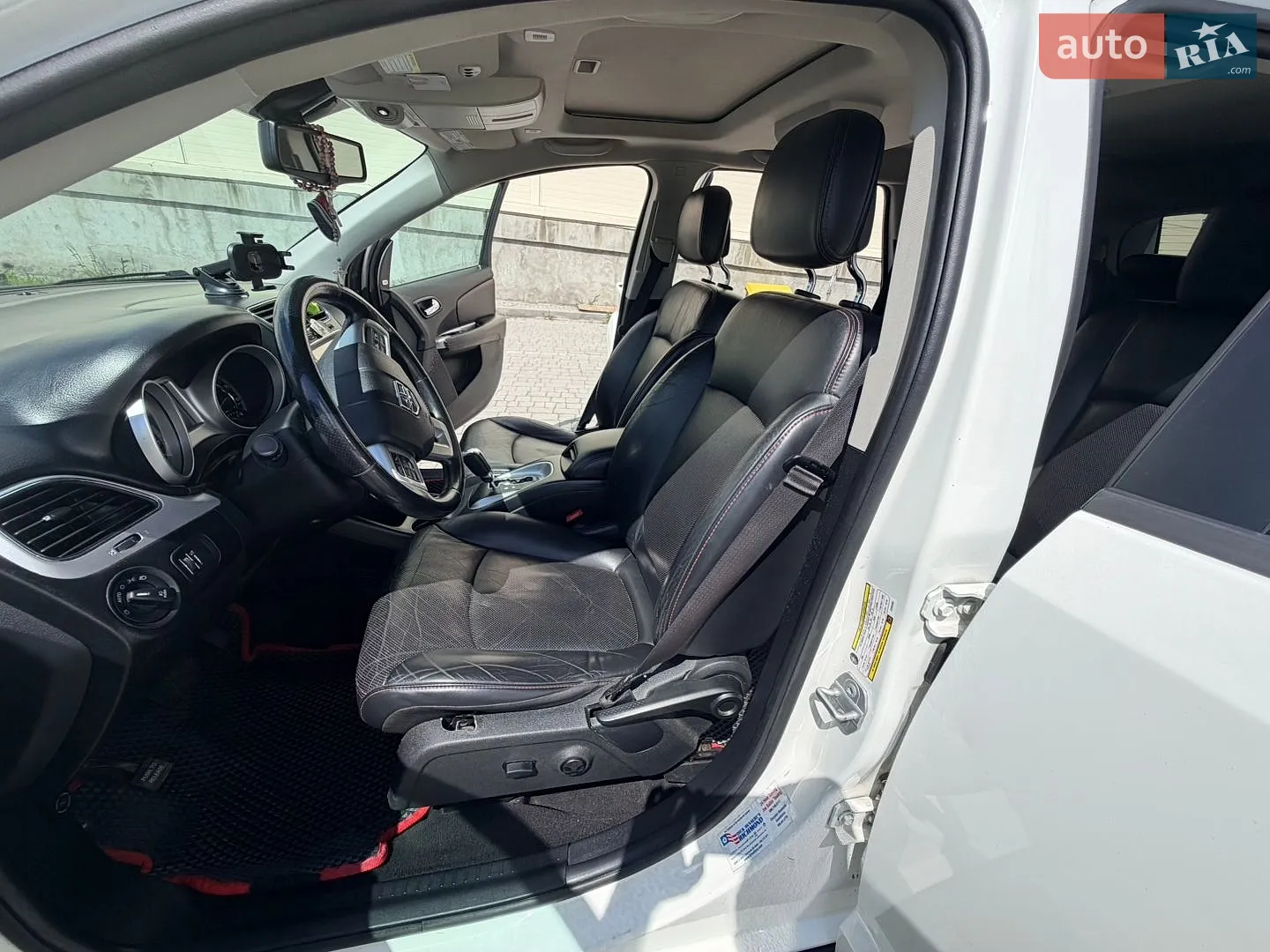 2017 Dodge Journey - мініатюра 12