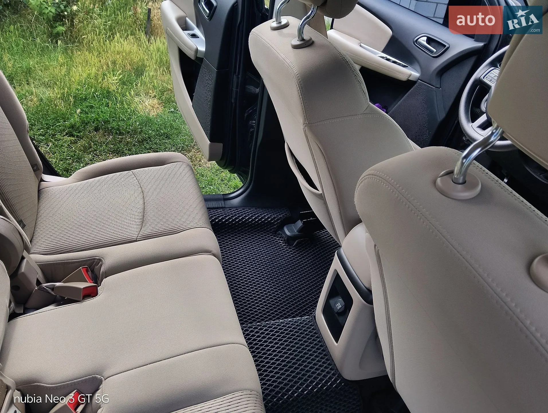 2017 Dodge Journey - мініатюра 27