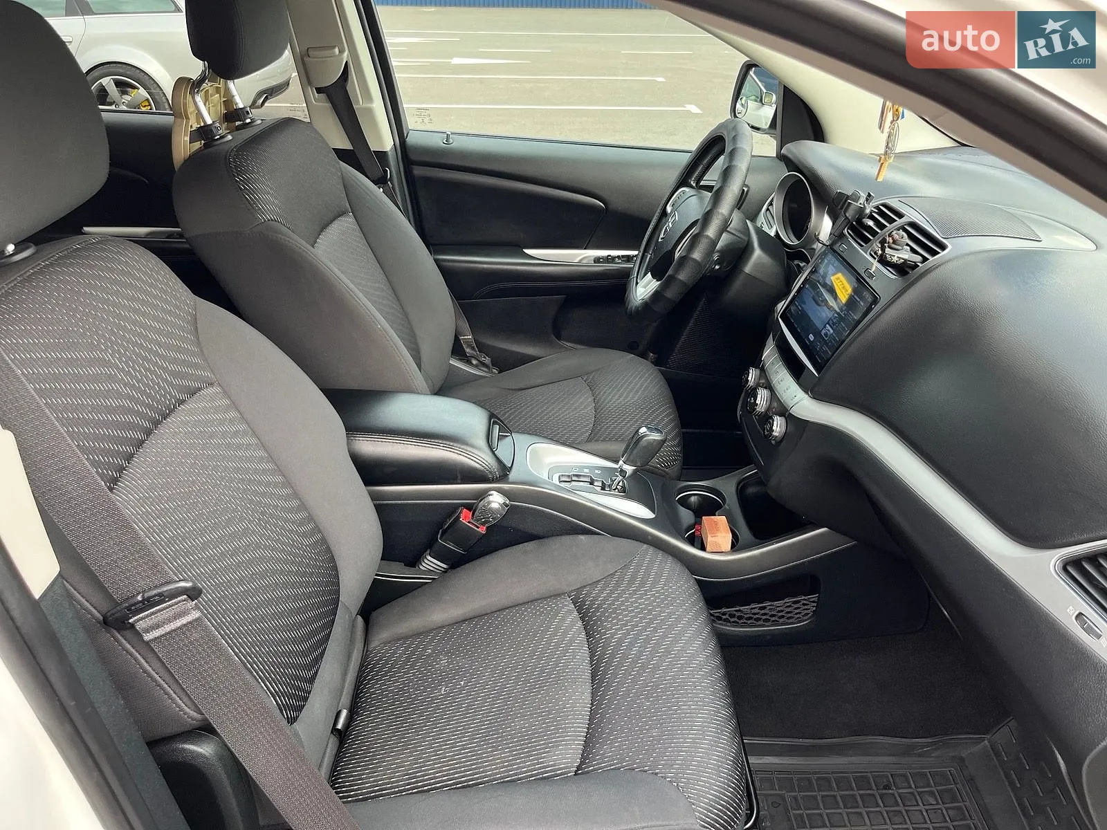 2017 Dodge Journey - мініатюра 11