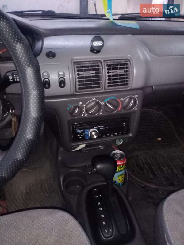 Седан Dodge Neon 1995 в Павлограде