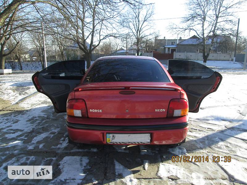 Седан Dodge Neon 1994 в Лубнах