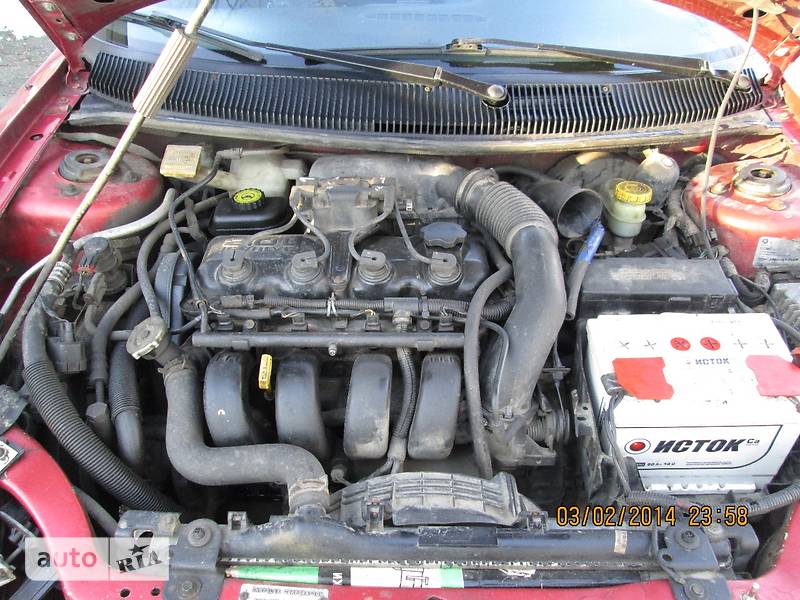 Седан Dodge Neon 1994 в Лубнах
