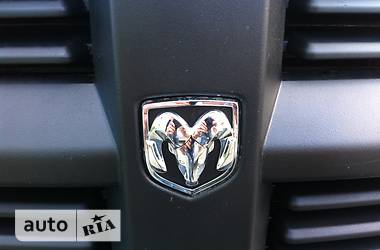 Внедорожник / Кроссовер Dodge Nitro 2008 в Черновцах