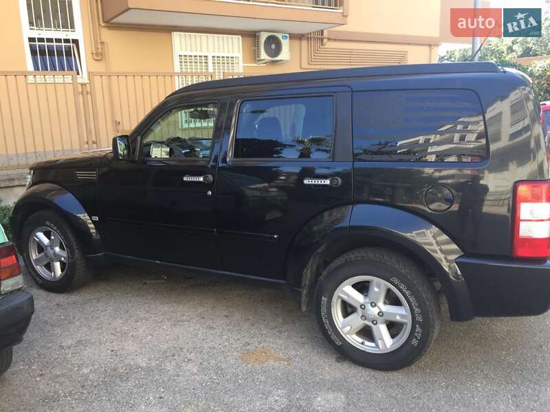 Внедорожник / Кроссовер Dodge Nitro 2007 в Черкассах