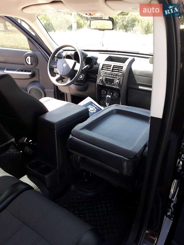 Позашляховик / Кросовер Dodge Nitro 2008 в Кропивницькому