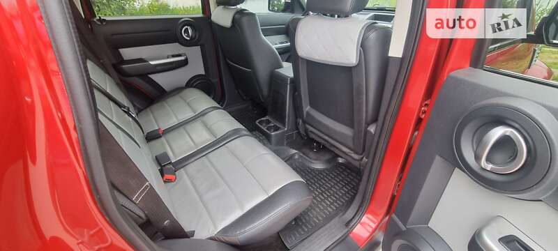 Внедорожник / Кроссовер Dodge Nitro 2008 в Бердичеве