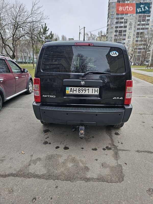 Позашляховик / Кросовер Dodge Nitro 2007 в Дніпрі фото 2 Позашляховик / Кросовер Dodge Nitro 2007 в Дніпрі