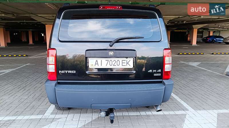 Позашляховик / Кросовер Dodge Nitro 2008 в Києві фото 3 Позашляховик / Кросовер Dodge Nitro 2008 в Києві